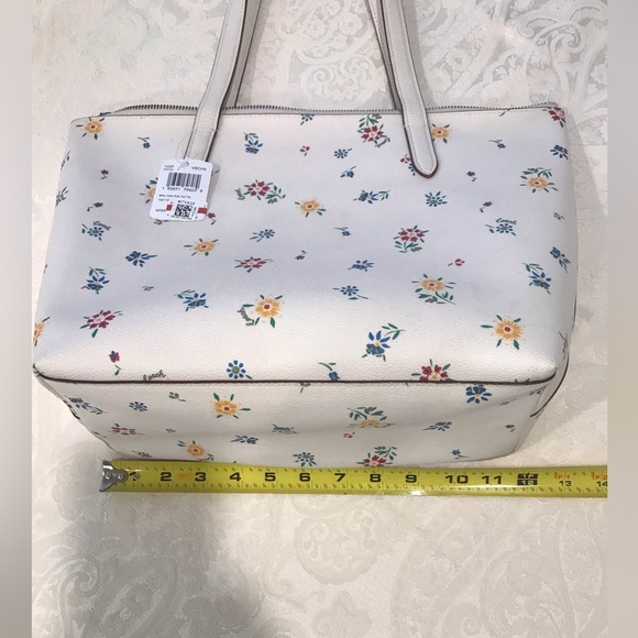 NWT COACH Taylor Tote With Wildflower Floral Print Bag. - Picture 6 of 14